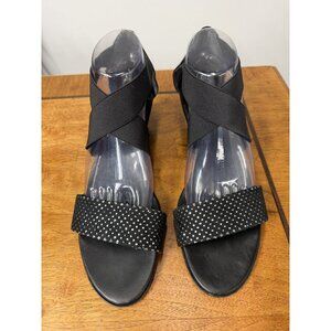 $190 EUC Munro American 12 N Black Shoes Leather Stretch Strap Sandals Low Heels
